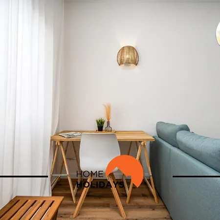 #281 Families Only -telecomunicacoes Holidays Apartment *
